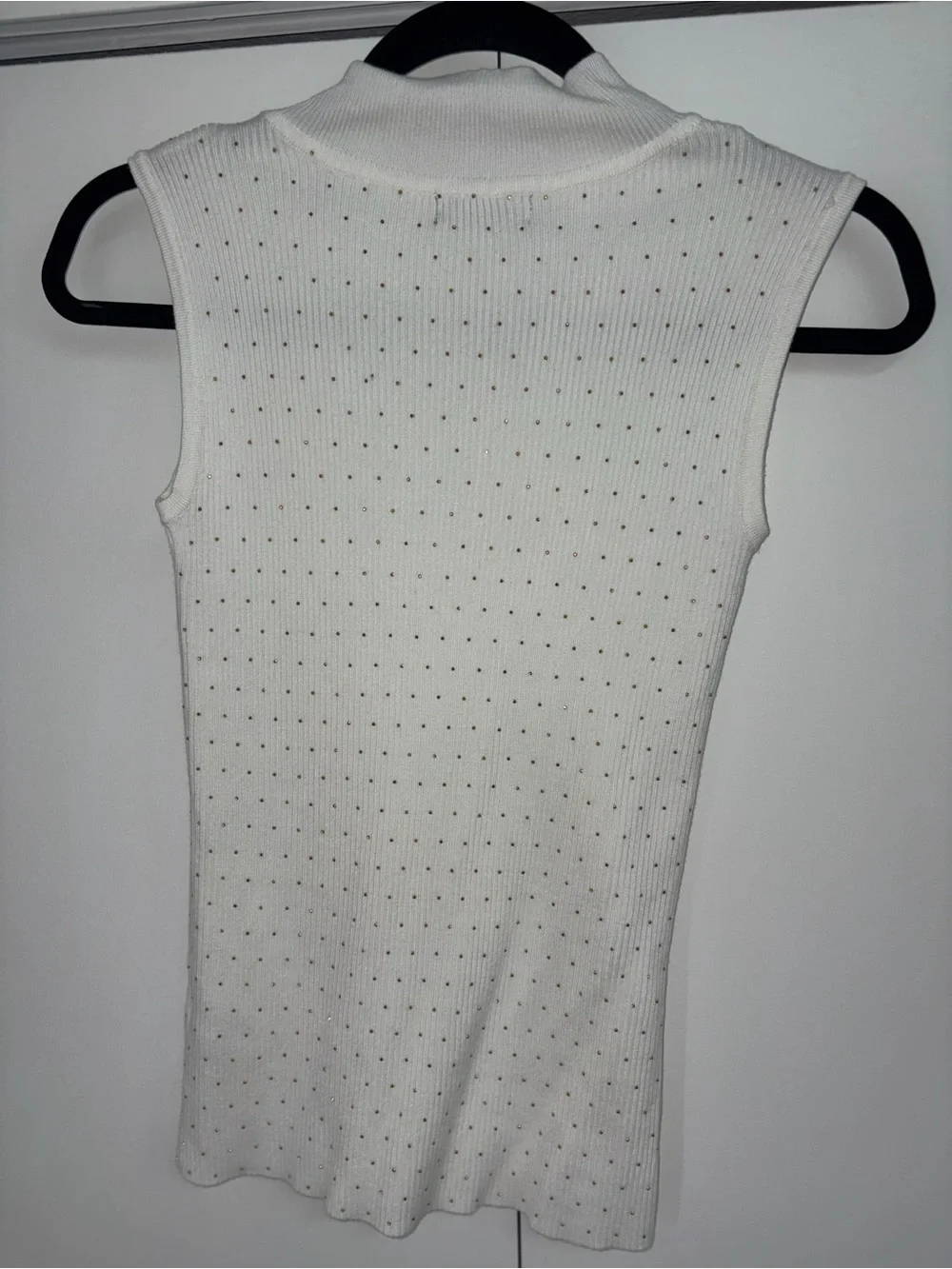 Tahari Cream Sleeveless Mock Neck Studded Tank
